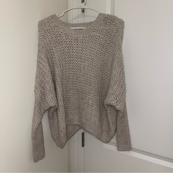 Charlotte Russe Boho Batwing Sleeve Knit Sweater in Cream - Picture 1 of 1